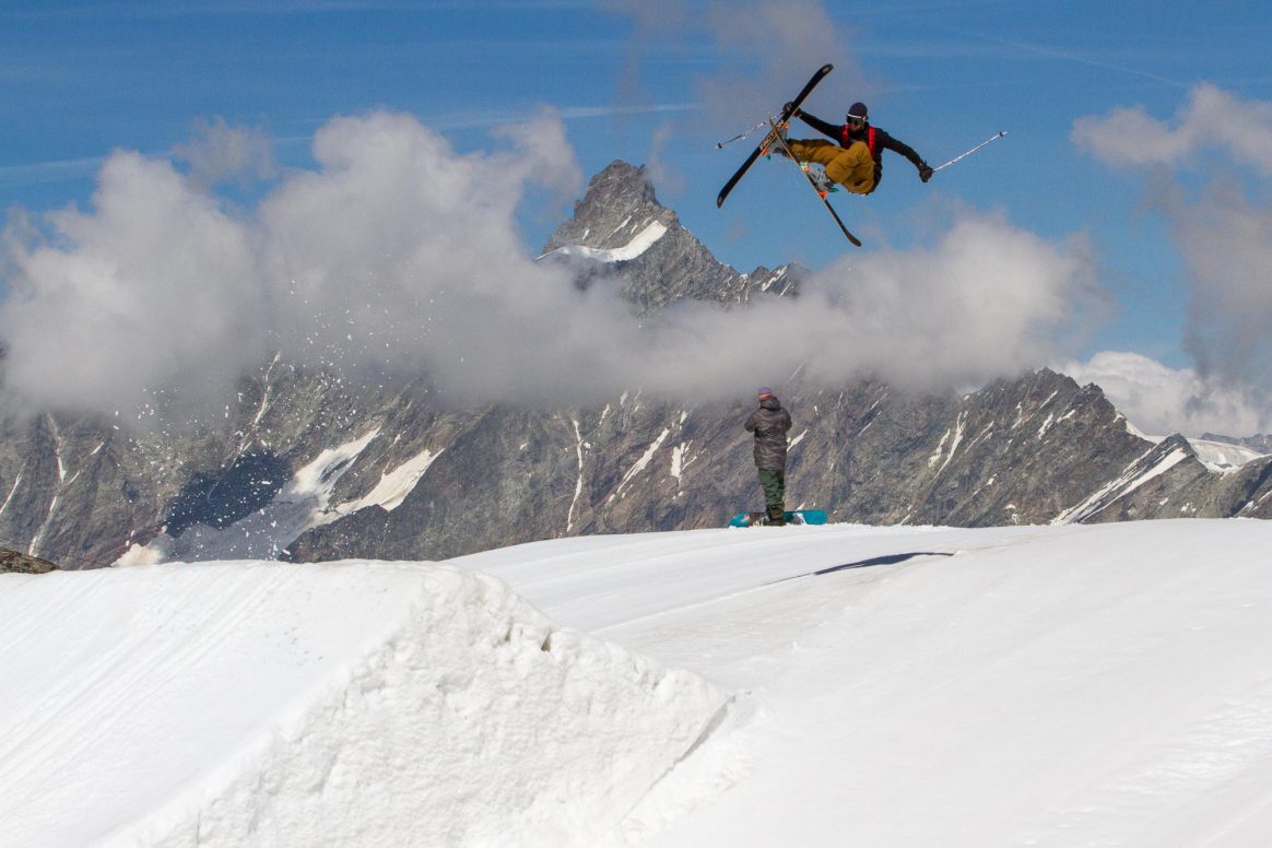 Guillaume Schutz, Rodeo 7 safety, Zermatt summer snowpark, Downdays spot check, Ethan Stone