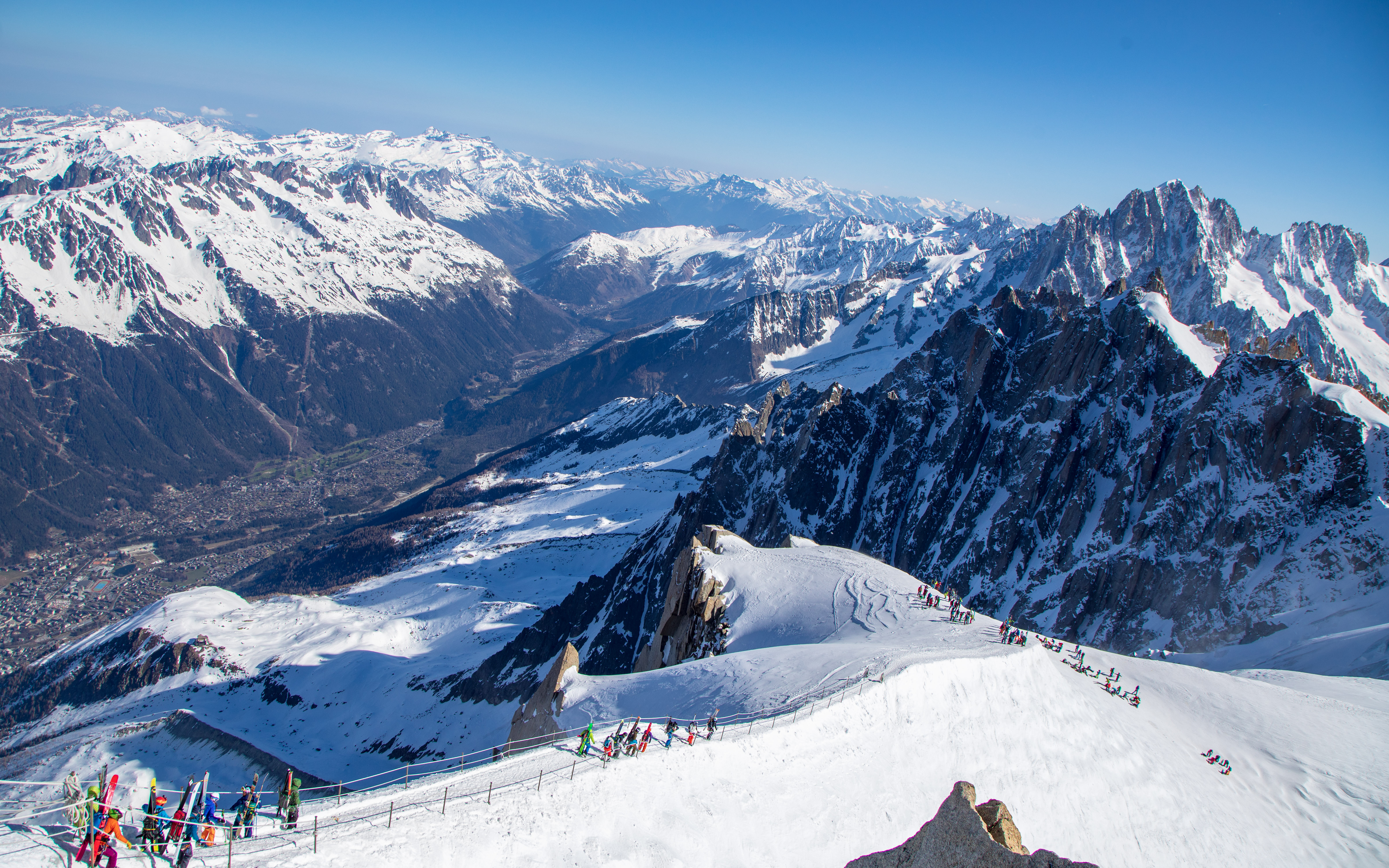 The Ski Bum's Guide to Chamonix