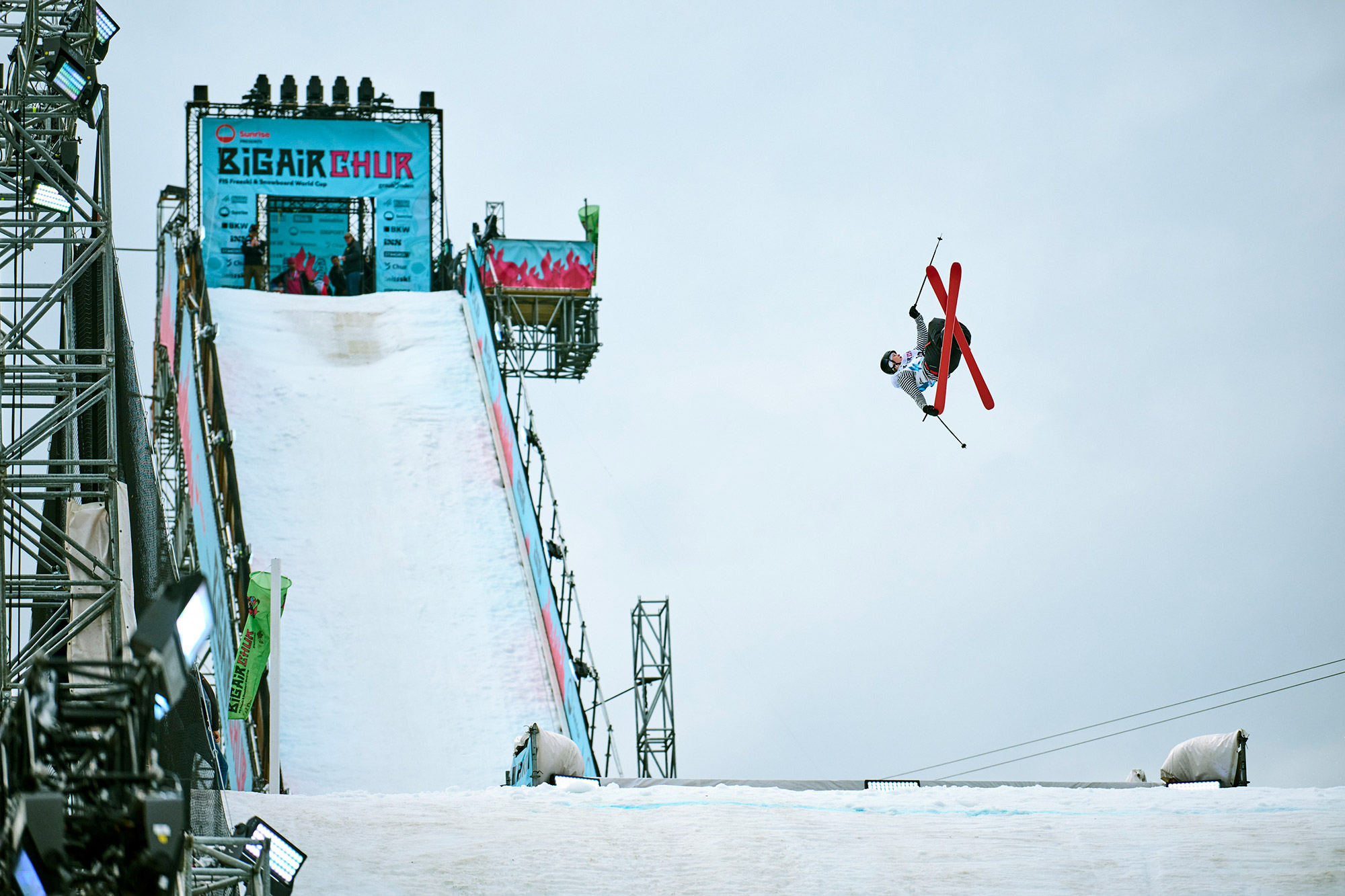 WEB-BIGAIR_Chur_22_KARAVA_Anni_by_Stadler_98062