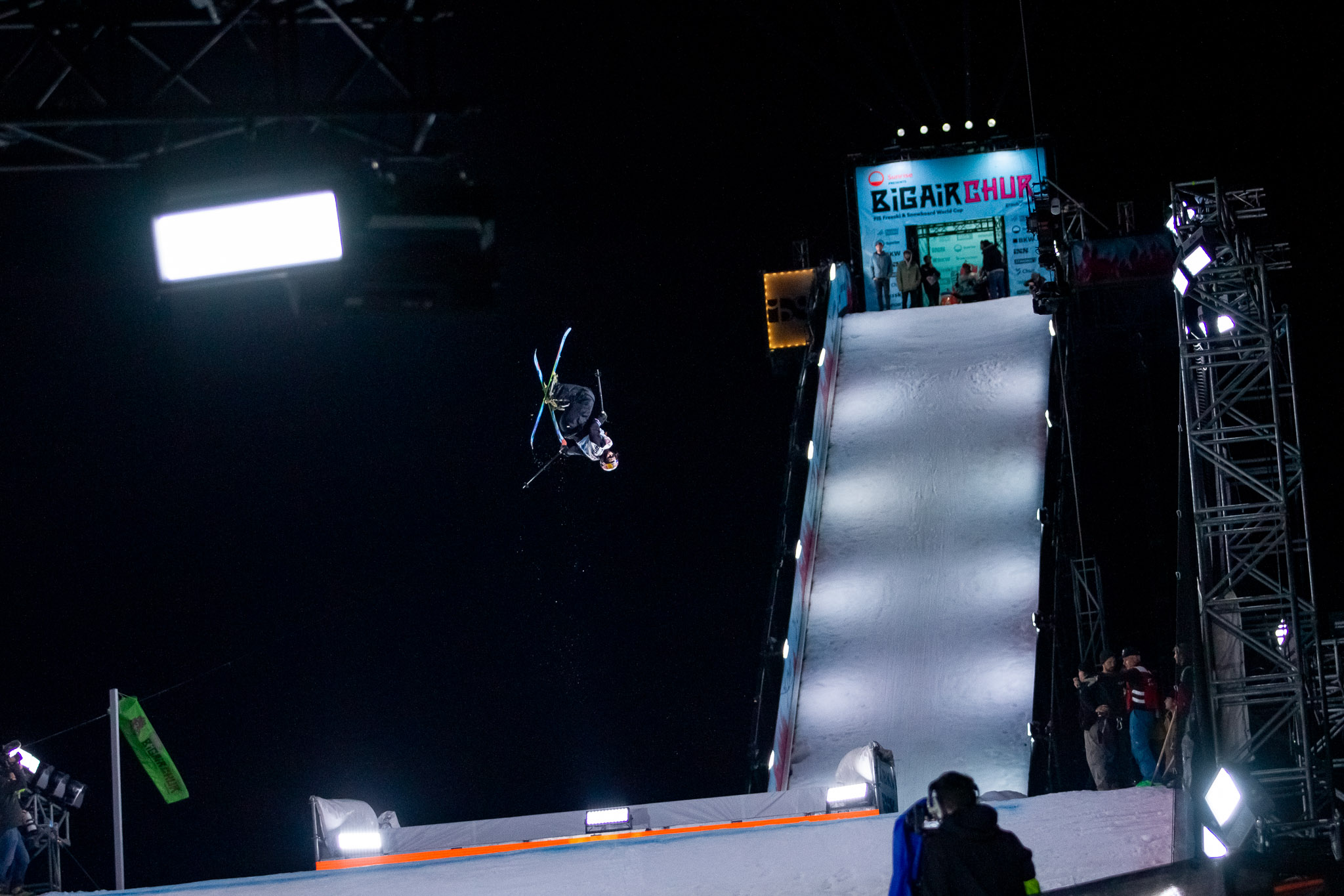 Kirsty Muir competes in the finals at Big Air Chur 2022